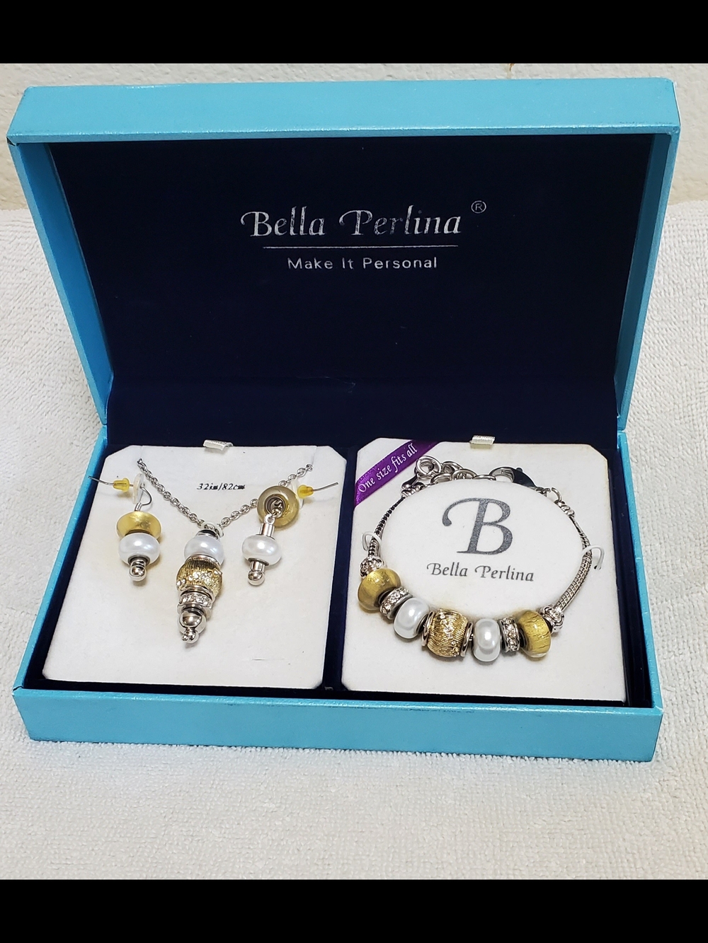 bella Perlina Gold and White Bead Necklace and Bracelet Set